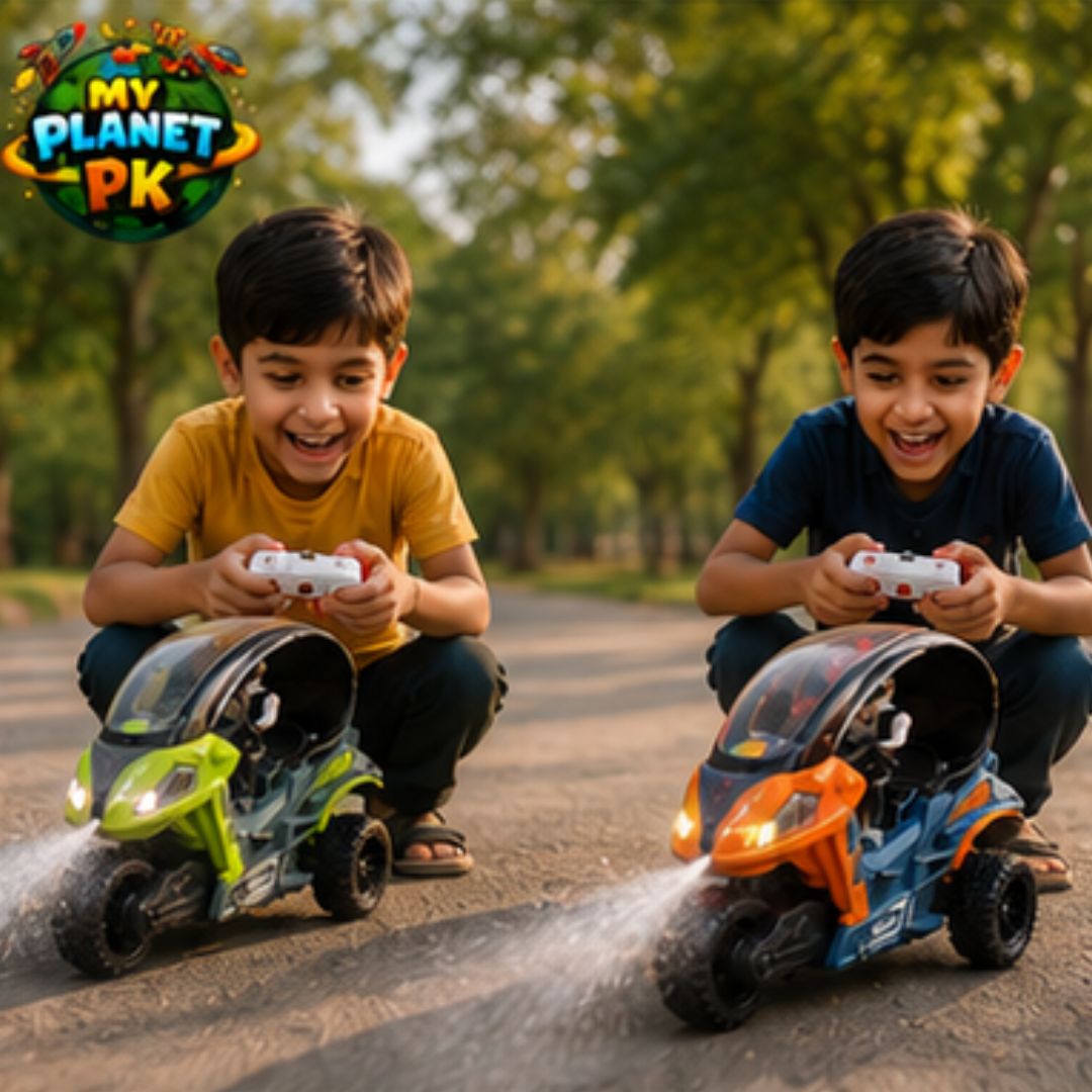 Rechargeable RC Tricycle Car with Spray &amp; Lights (2.4GHz )
