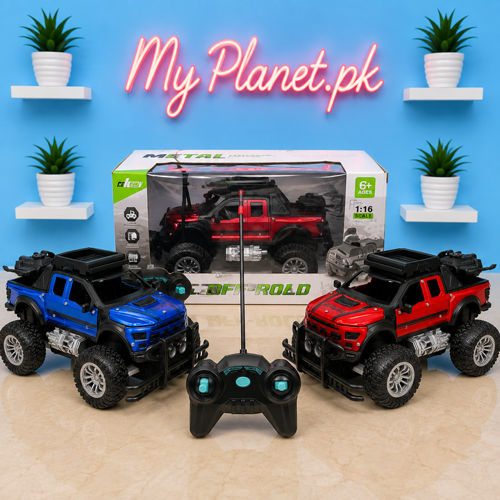 Remote Control Off Road Metal Jeep with Mist Spray  (1:18 Scale)